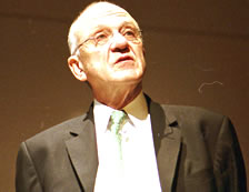 Charles M.Foundyller 様