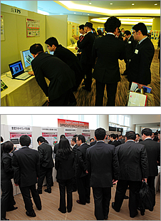 展示・デモンストレーションの様子
