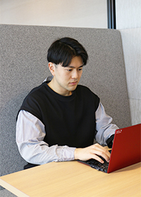 S.H.さん作業風景