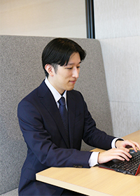 K.M.さん作業風景